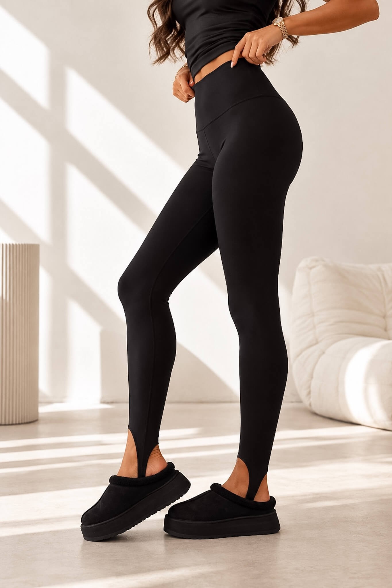 Getry Sara z podpiętką Black